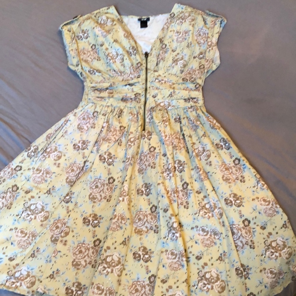 H&M dress